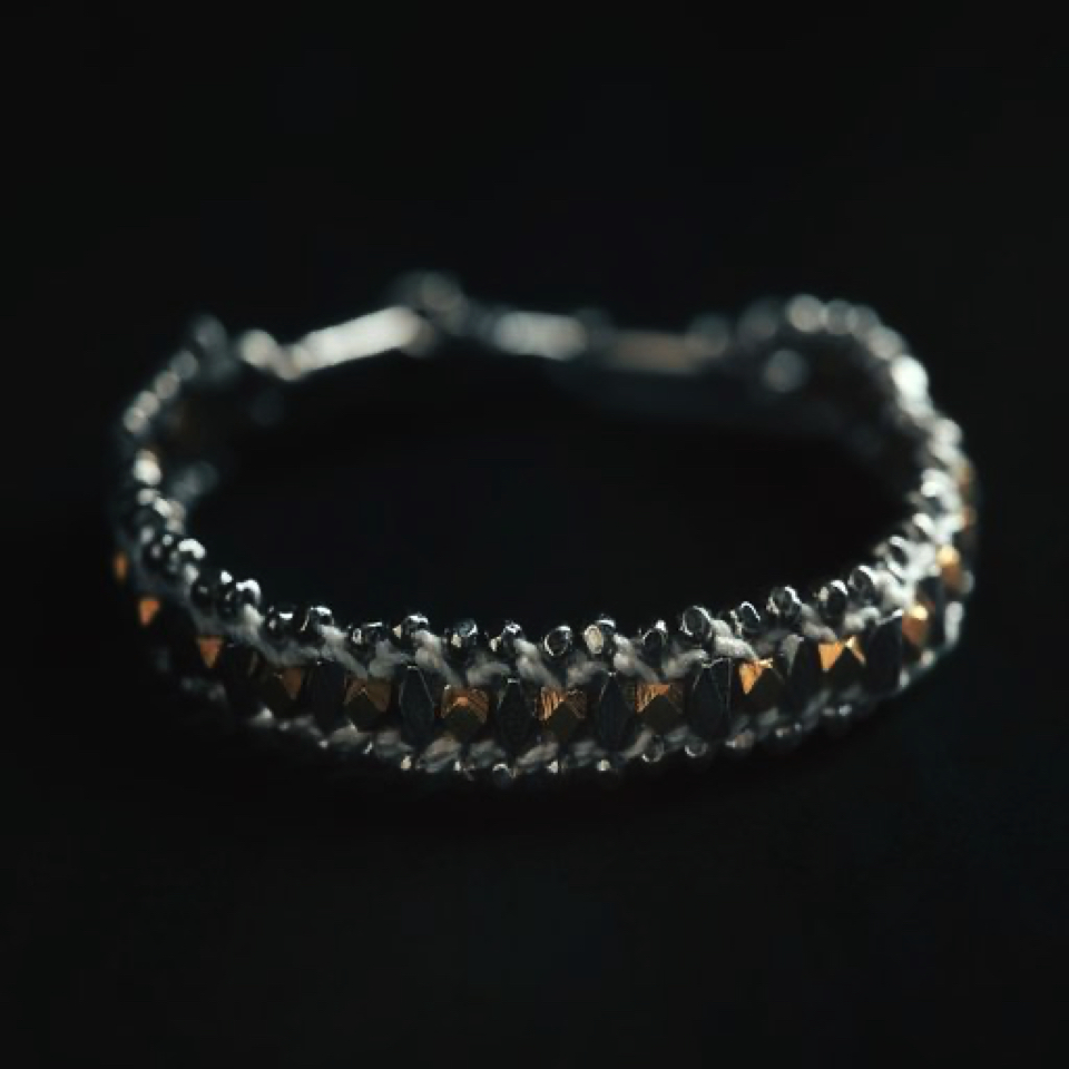 Sara Finchley ブレスレット champagne Sara Finchley【サラフィンチリー】正規取り扱い店、通販可能 ON LINE